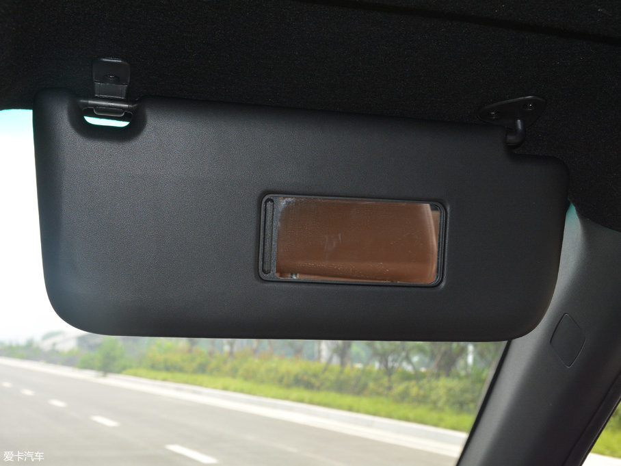 2016�����AV5 1.5T �քӃ��������