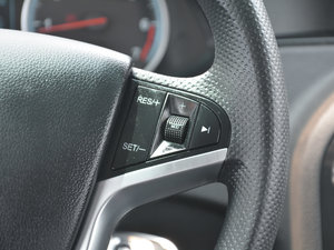 2016款1.5T 手动两驱运动型 中控区