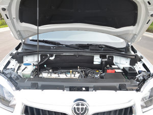 2016款1.5T 手动两驱运动型 其它