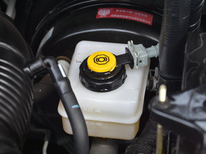 2016款1.5T 手动两驱运动型 其它