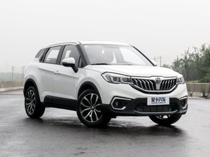 2017款1.5T 自动旗舰型 整体外观