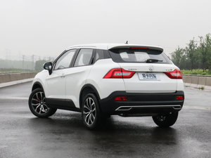 2017款1.5T 自动旗舰型 整体外观