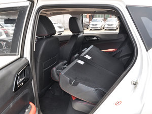 2017款1.5L 自动智能型 后排座椅放倒