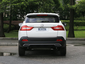 2017款1.5L 自动精英型 正后	