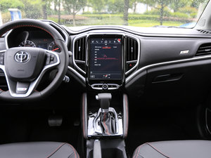 2017款1.5L 自动精英型 中控台