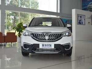 2017款1.5L 手动舒适型 正前