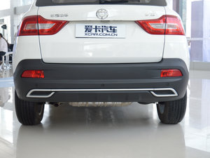 2017款1.5L 手动舒适型 排气管