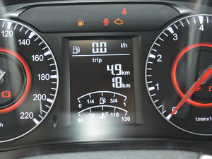 2017款1.5L 手动舒适型 中控区