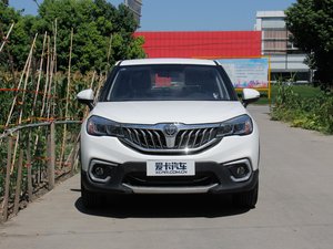 2017款1.5L 手动精英型 正前