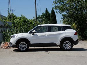 2017款1.5L 手动精英型 正侧（左）