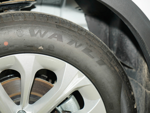 20171.5L Ԅ(dng)m ݆̥Ʒ