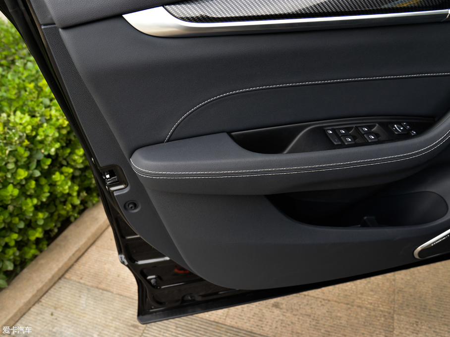 2018AV7 280T ԄŞ 5 V