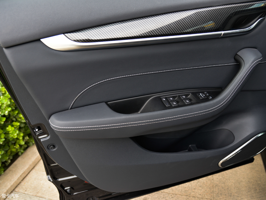 2018AV7 280T ԄŞ 5 V