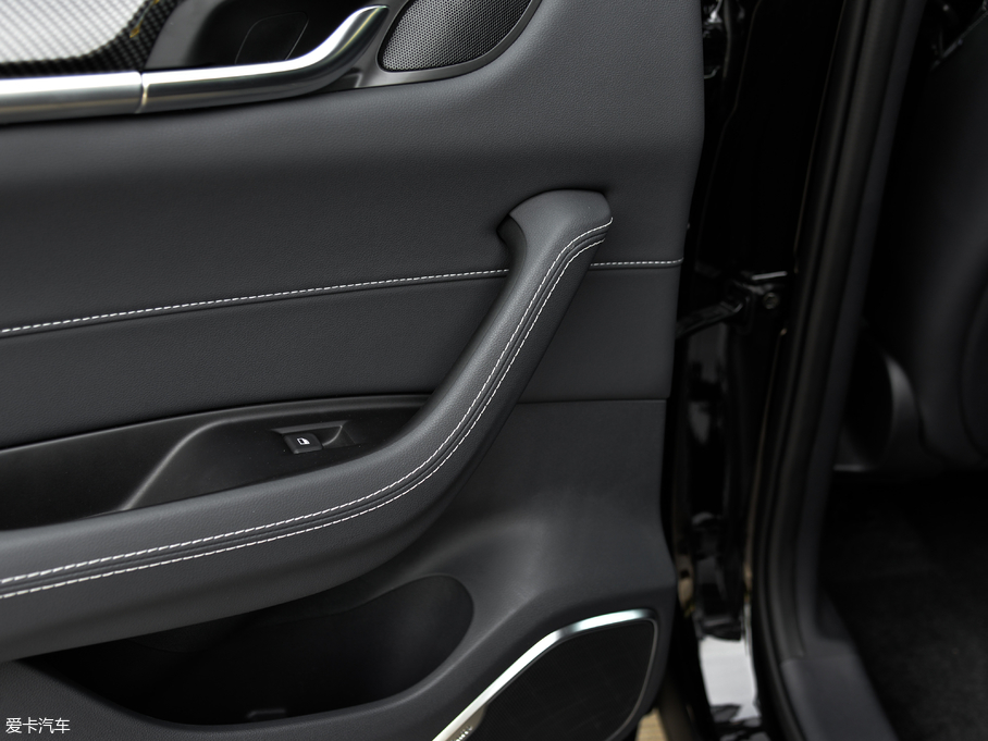 2018AV7 280T ԄŞ 5 V