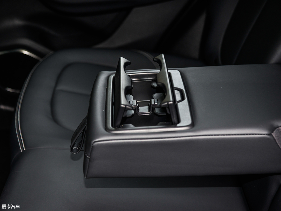 2018AV7 280T ԄŞ 5 V