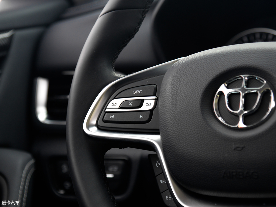 2018AV7 280T ԄŞ 5 V