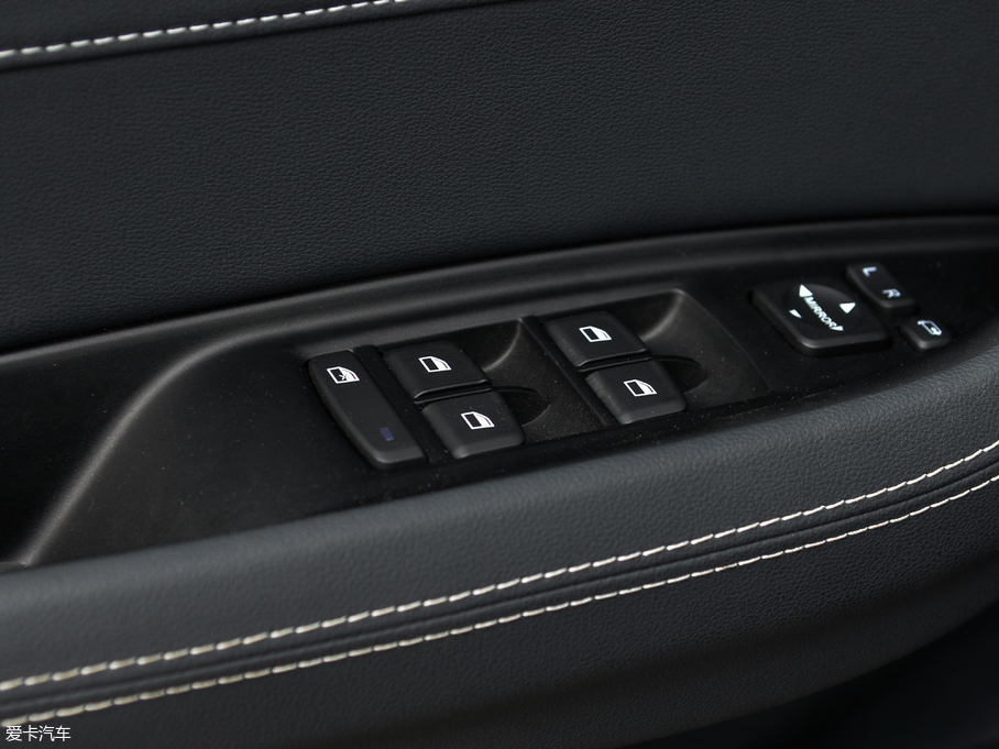 2018AV7 280T ԄŞ 5 V