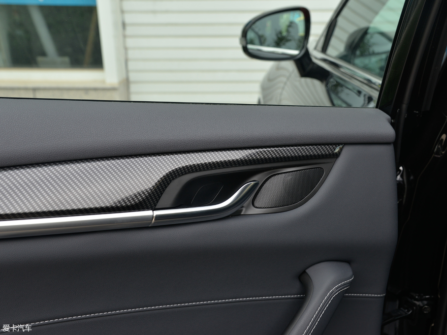 2018AV7 280T ԄŞ 5 V