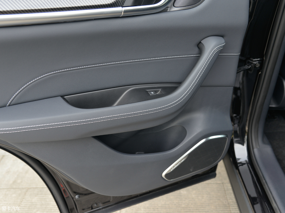 2018AV7 280T ԄŞ 5 V