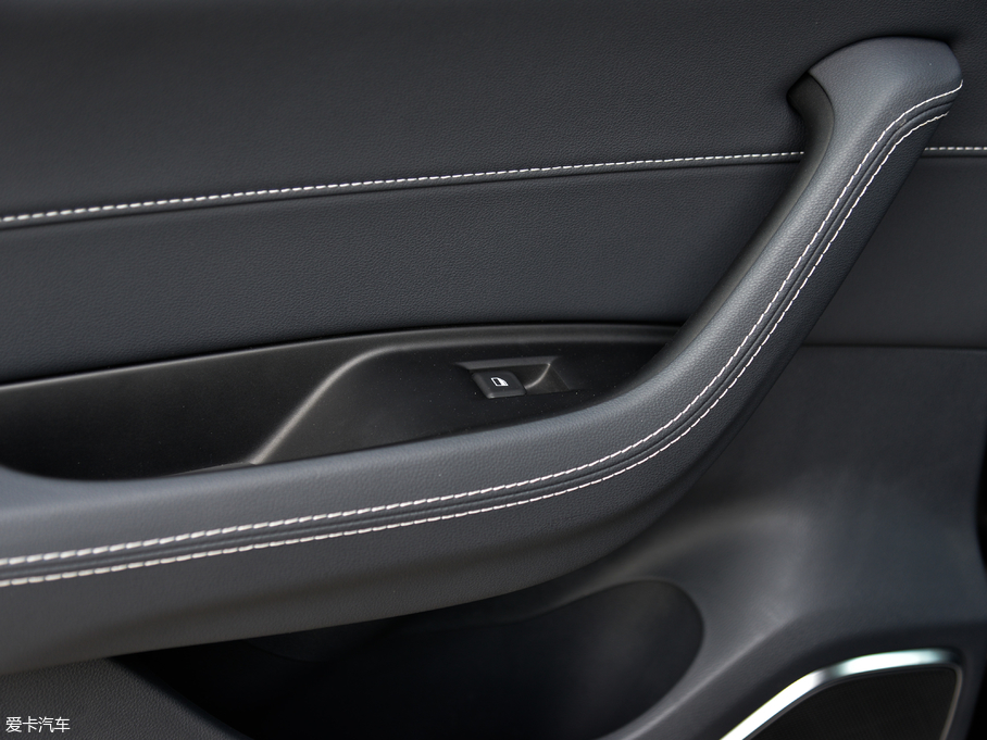 2018AV7 280T ԄŞ 5 V