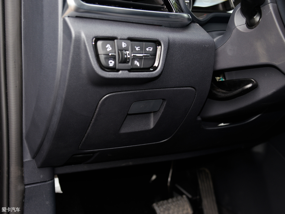 2018AV7 280T ԄŞ 5 V