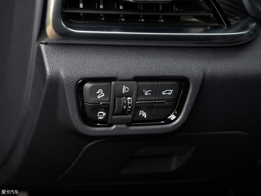 2018AV7 280T ԄŞ 5 V