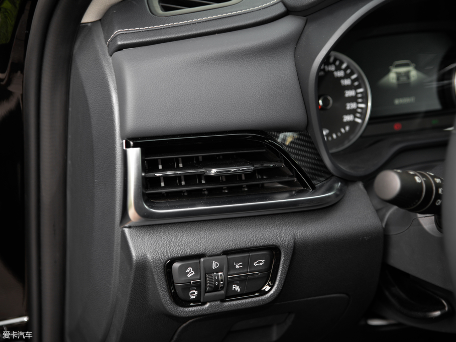 2018AV7 280T ԄŞ 5 V