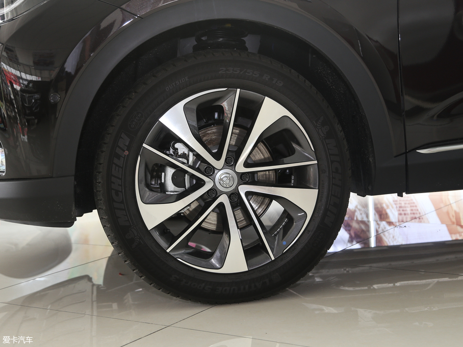 2018AV7 280T ԄŞ 7 V