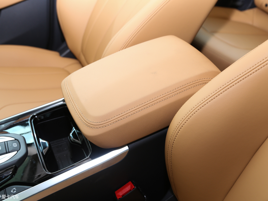 2018AV7 280T ԄŞ 7 V