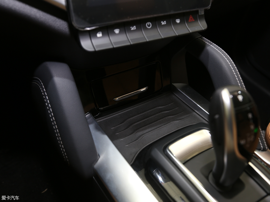 2018AV7 280T ԄŞ 5 V