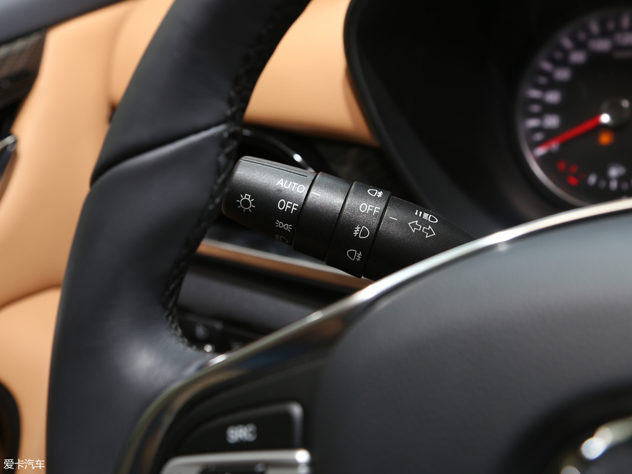 2018AV7 280T ԄŞ 5 V