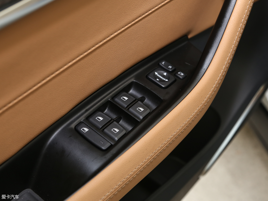 2018AV7 280T ԄŞ 5 V