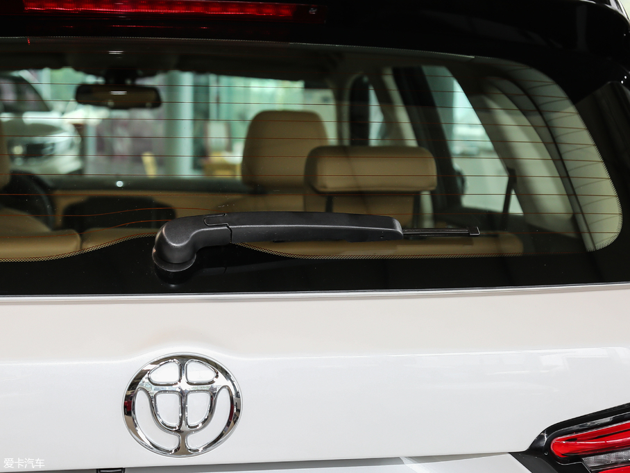 2018AV7 280T ԄӺA 5 V