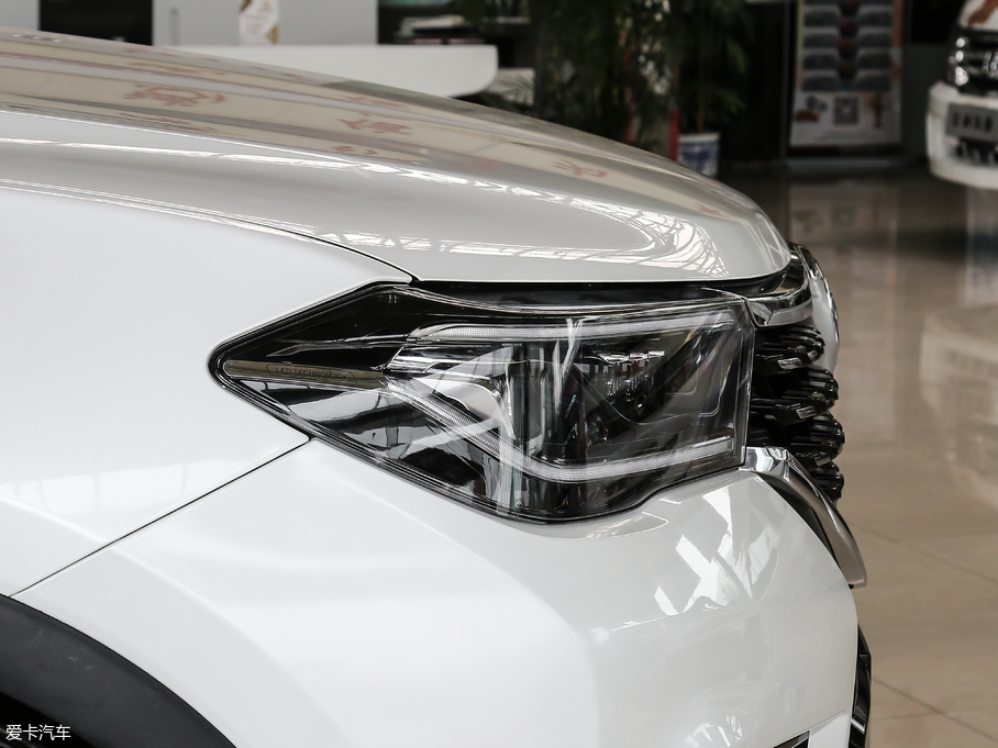 2018AV7 280T ԄӺA 5 V