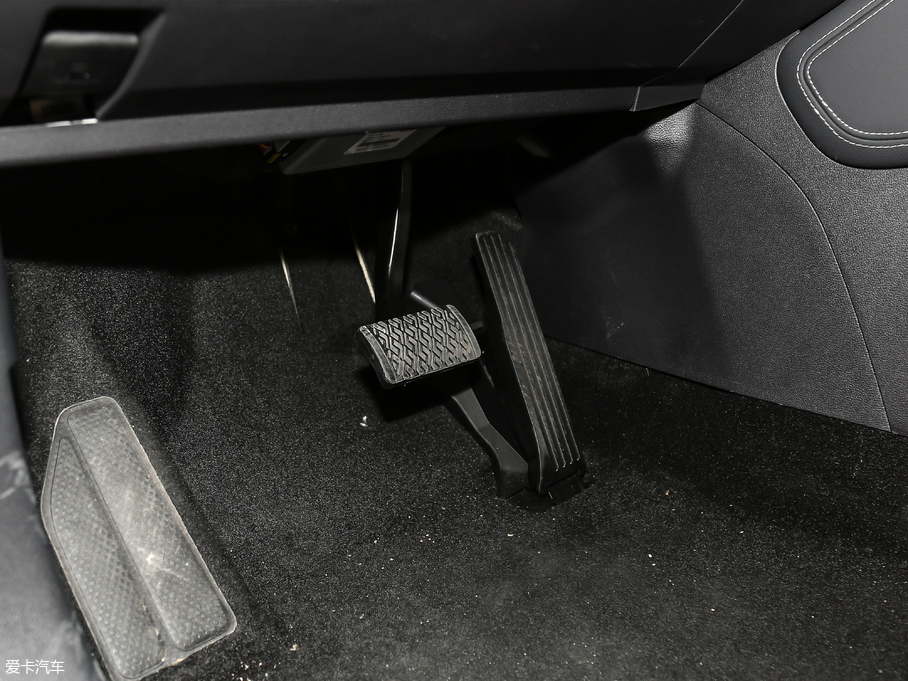 2018AV7 280T ԄӺA 5 V