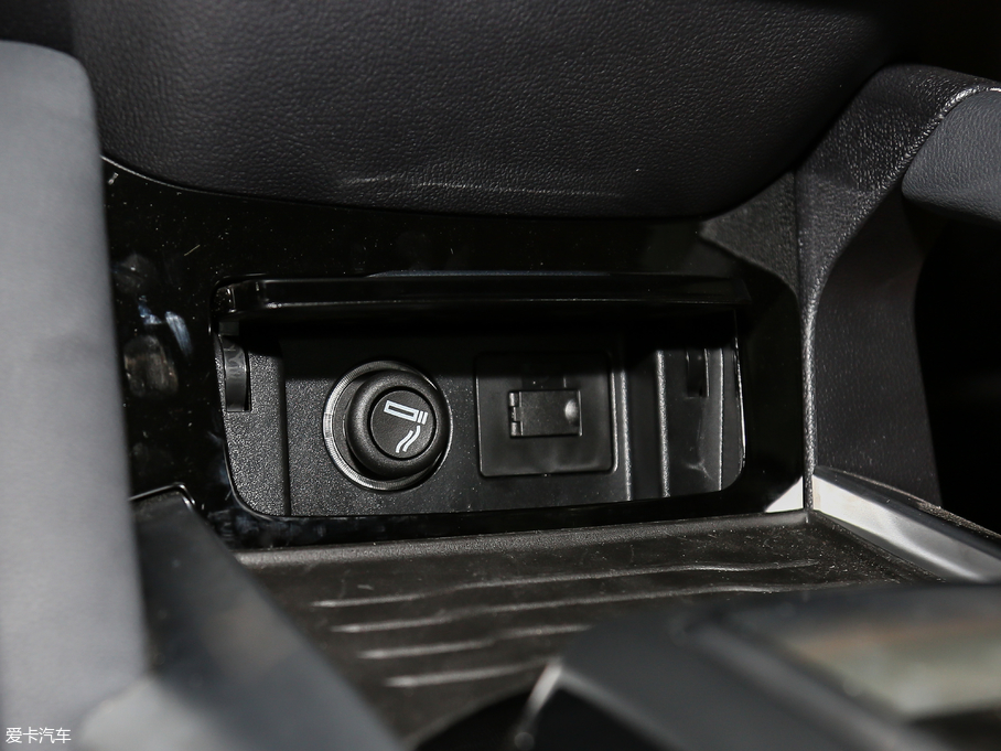 2018AV7 280T ԄӺA 5 V