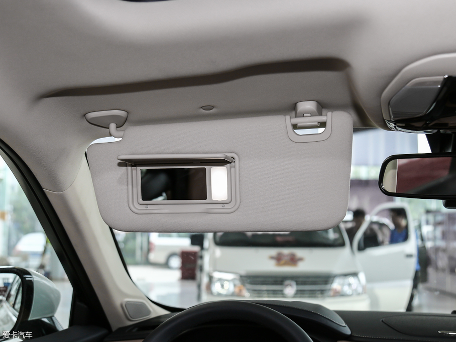 2018AV7 280T ԄӺA 5 V