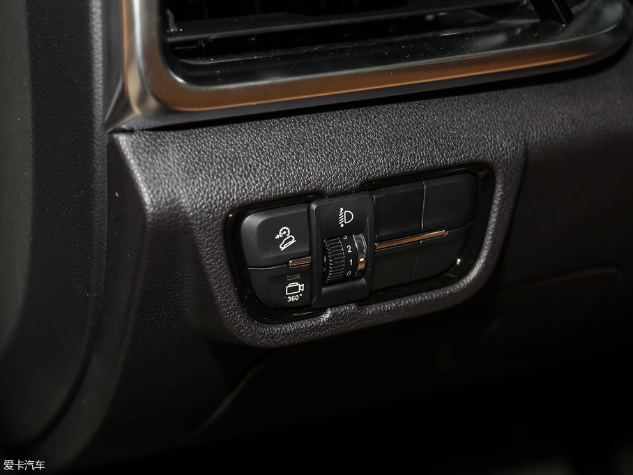 2018AV7 280T ԄӺA 5 V