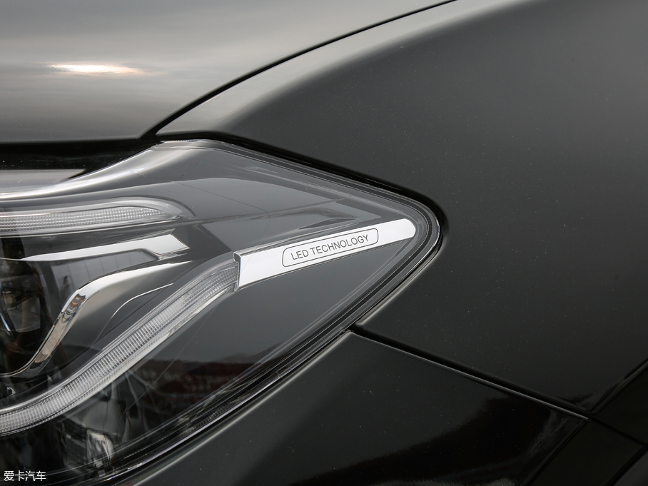 2018AV7 280T ԄF 5 V