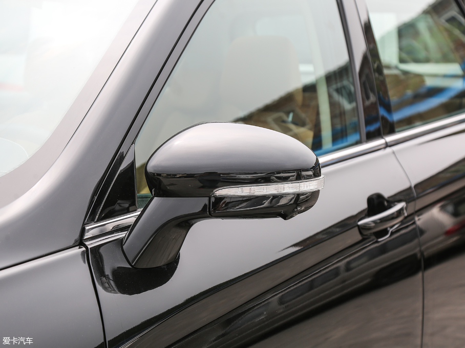 2018AV7 280T ԄF 5 V