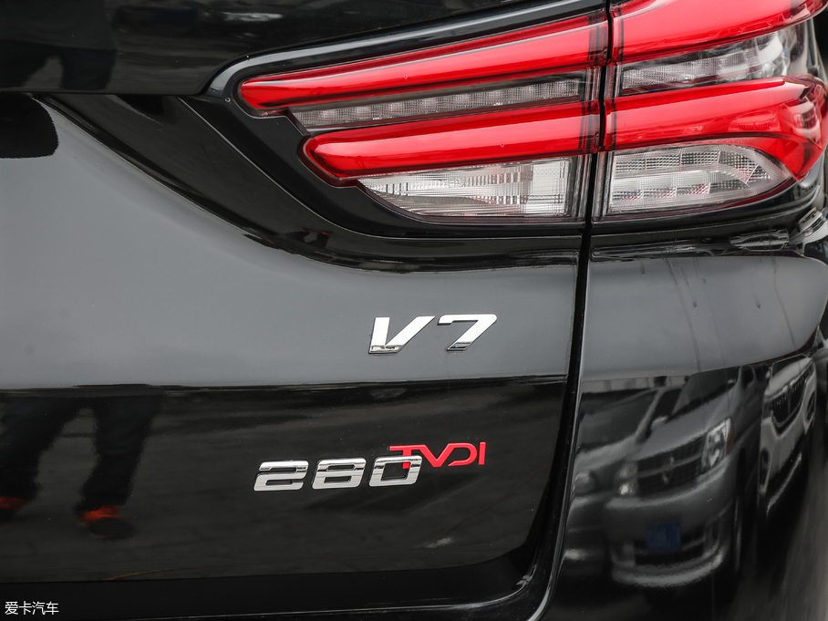 2018AV7 280T ԄF 5 V