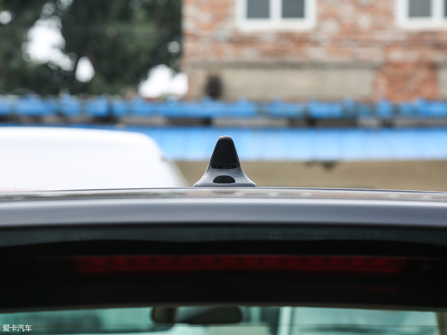 2018AV7 280T ԄF 5 V