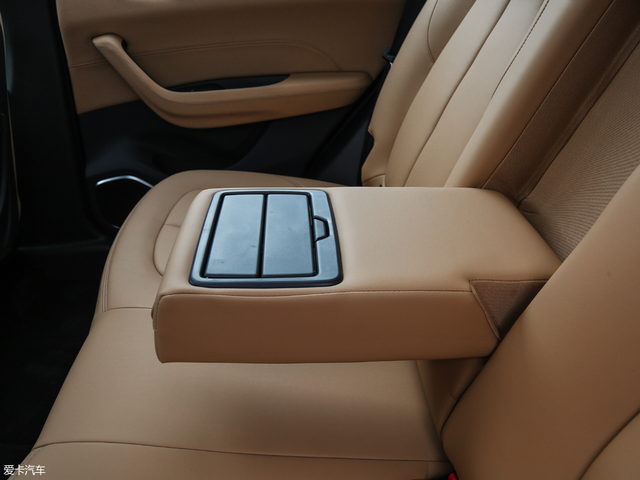 2018AV7 280T ԄF 5 V