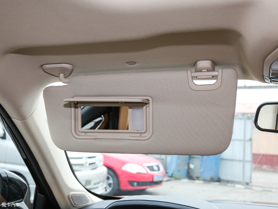 2018AV7 280T ԄF 5 V