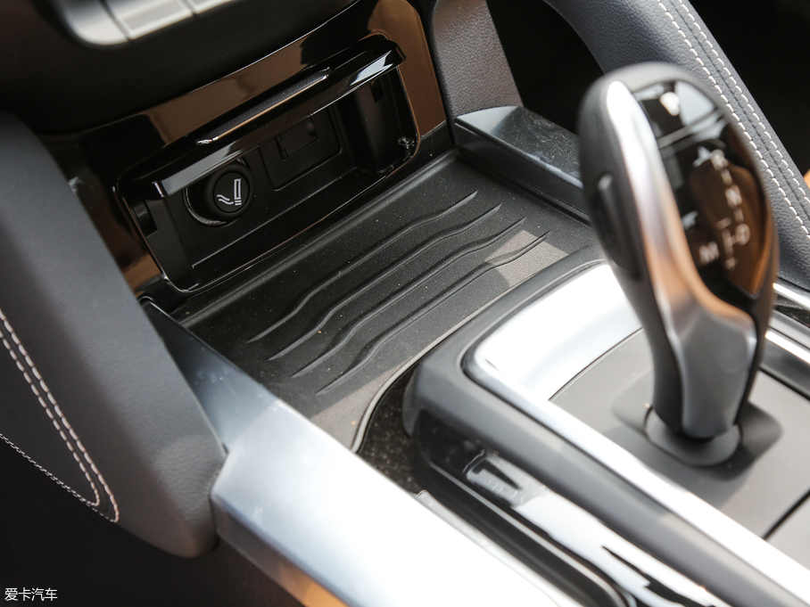 2018AV7 280T ԄF 5 V