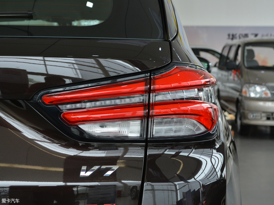 2018AV7 280T Ԅ(dng)F 5 (gu)V