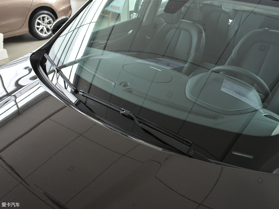 2018AV7 280T ԄF 5 V