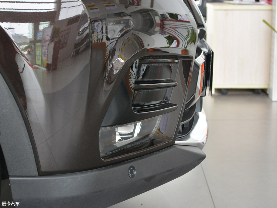 2018AV7 280T ԄF 5 V