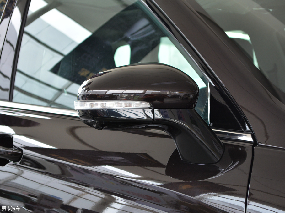 2018AV7 280T ԄF 5 V