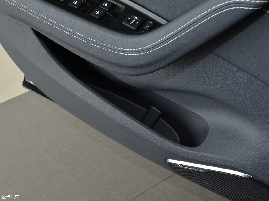 2018AV7 280T ԄF 5 V